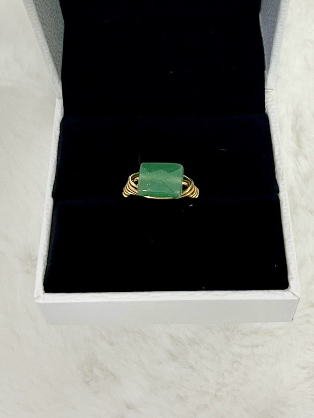 Gold Wire Green Square Stone Ring - Elegant Women's Jewelry